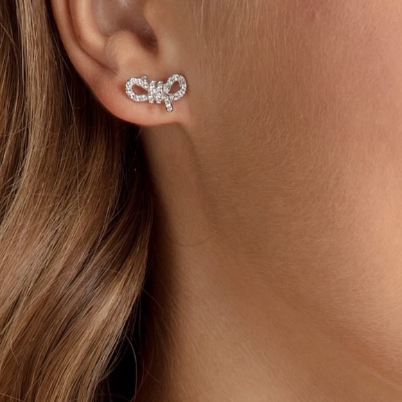 Swarovski Bow Earring and Necklace set - Picture 2 of 3